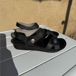 New Alegria Black leather Sandals size 6.5 ( 37)